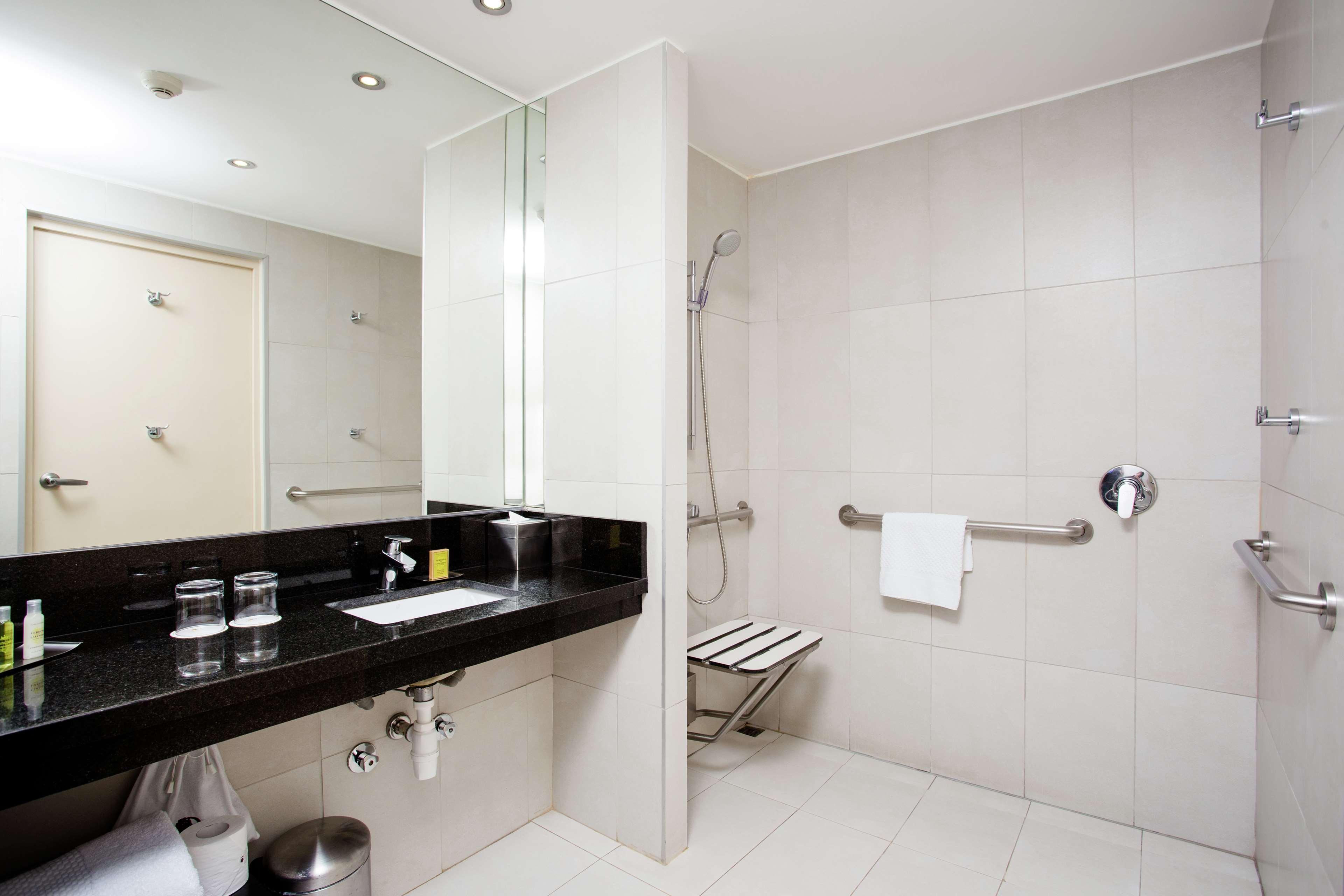 Doubletree By Hilton - Vitacura Hotel 4*