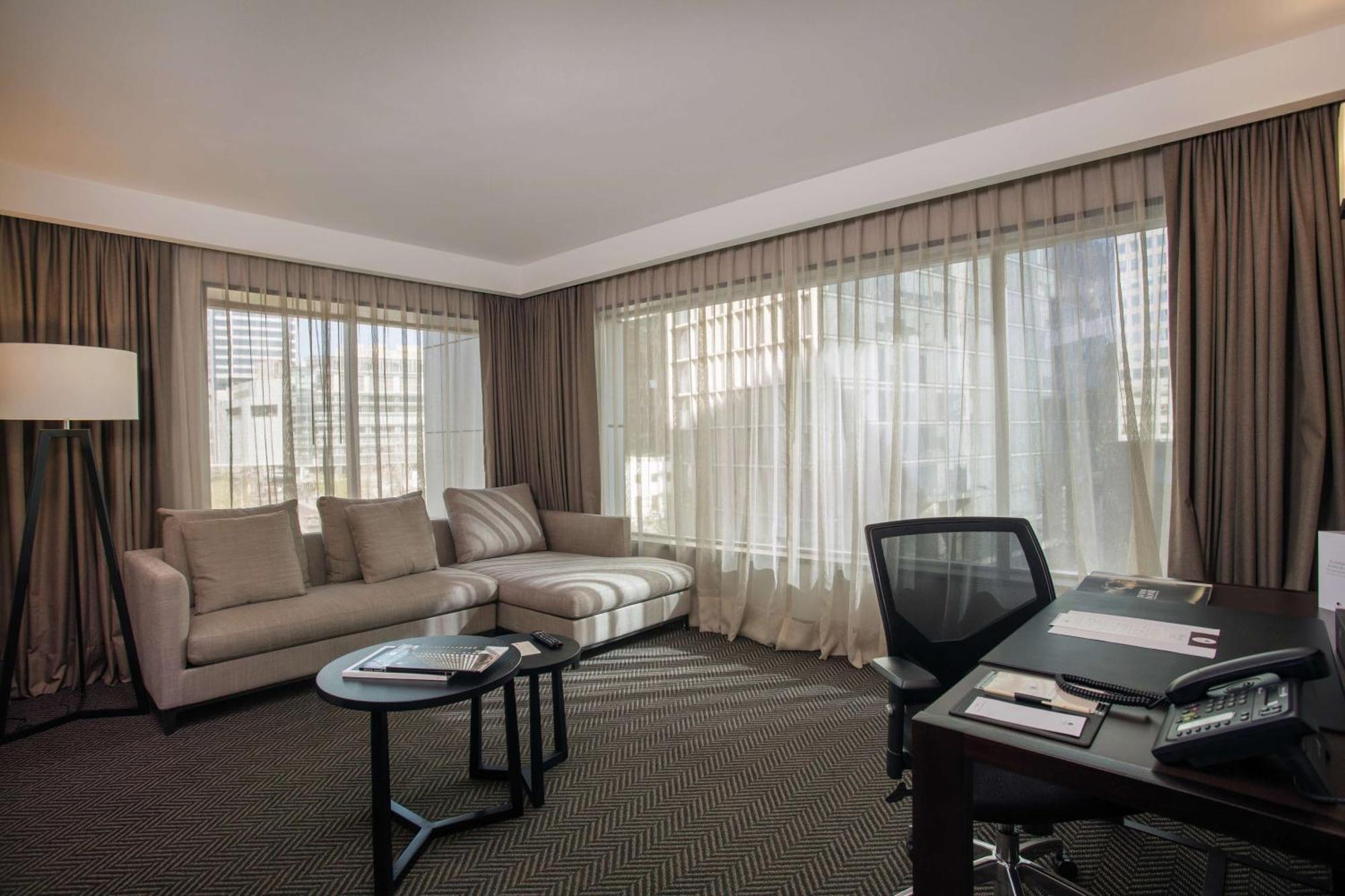Doubletree By Hilton - Vitacura Hotel