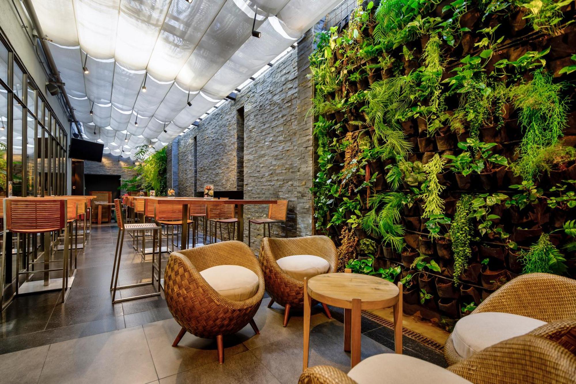 Doubletree By Hilton - Vitacura Hotel